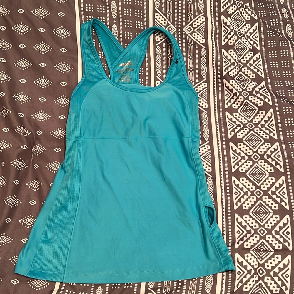 Avia athletic tank size small